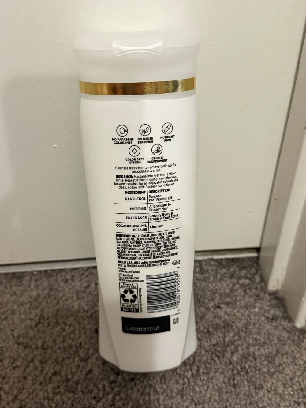 Pantene Smooth & Sleek Shampoo - White Bottle with Teal Label